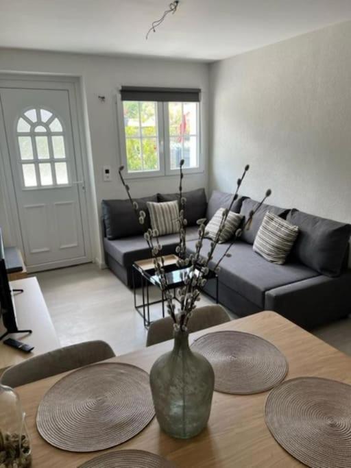 Appartement douillet, aménagé proche riviera. Attalens Exterior foto